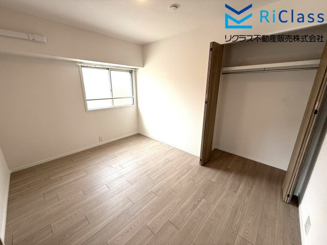 甲南第2兵庫ハイムの洋室|明るい洋室です