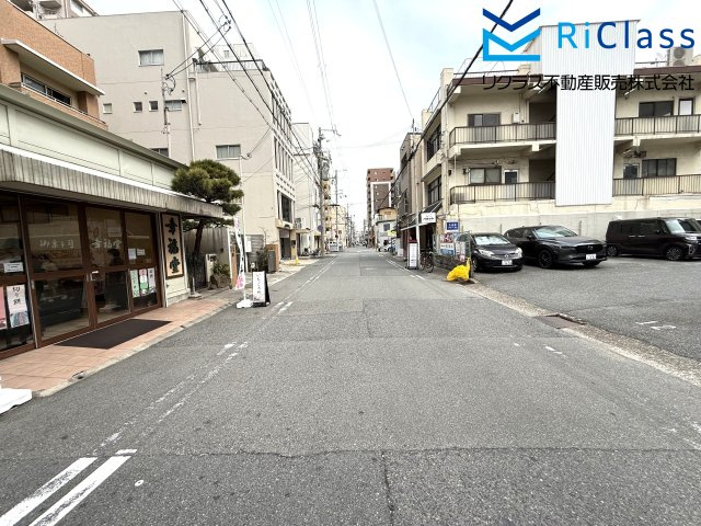 甲南第2兵庫ハイムの周辺|マンション前の道路です