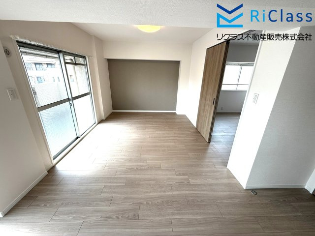 甲南第2兵庫ハイムの居間・リビング|リビングです