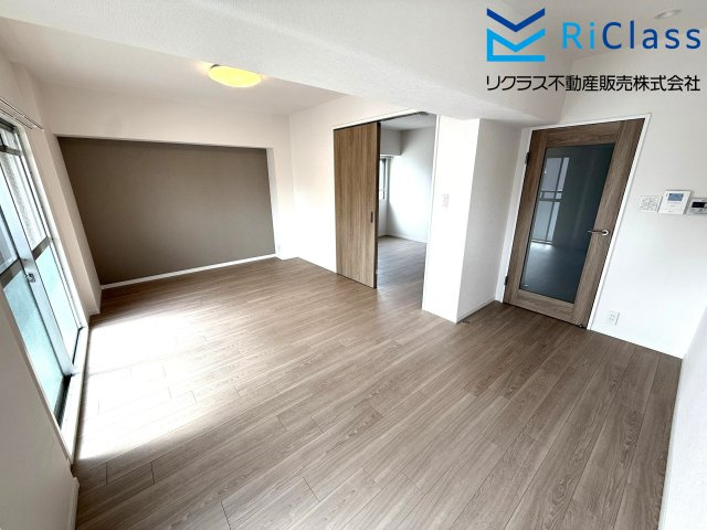 甲南第2兵庫ハイムの居間・リビング|ゆったり過ごせるリビングです