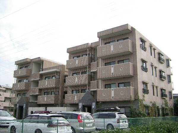 グリーンタウン宮地　Ｂ棟の外観