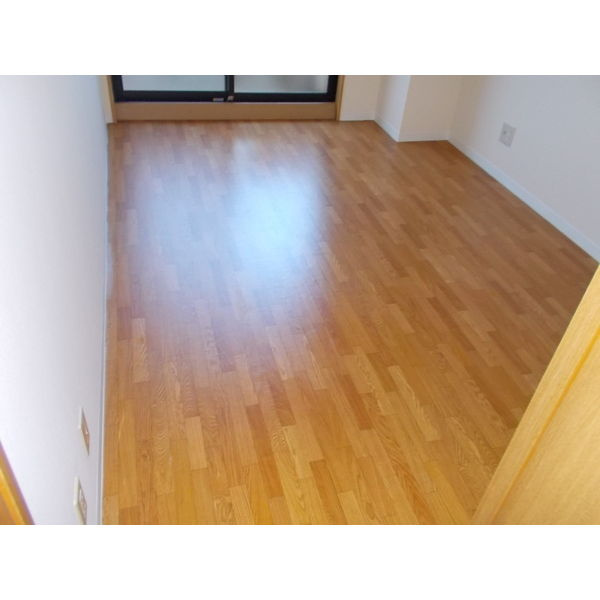 グリーンタウン宮地　Ｂ棟の洋室