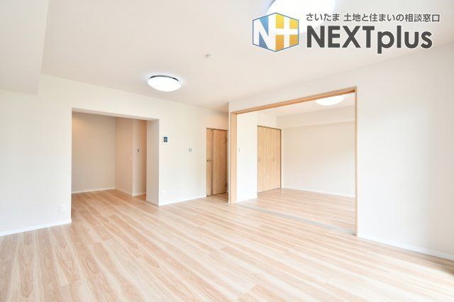 東鷲宮ニュータウン公園通り3-8棟