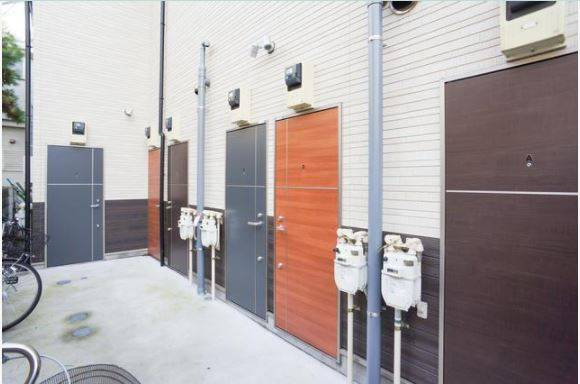 クラッソ春日町のエントランス|共用部