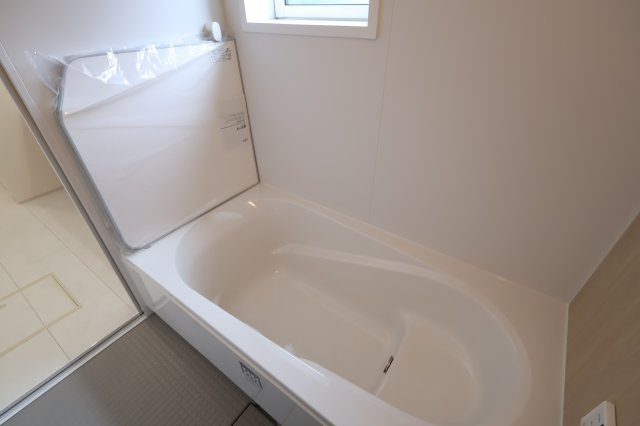 《仲介手数料無料》志木市上宗岡３丁目11-22新築一戸建てブルーミングガーデンの浴室