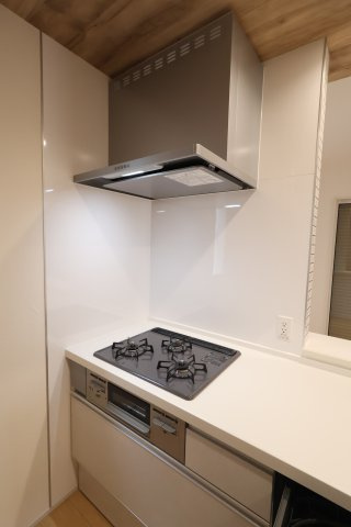 《仲介手数料無料》志木市上宗岡３丁目11-22新築一戸建てブルーミングガーデンのキッチン