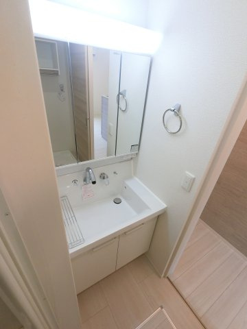 CLASSEUM都賀の独立洗面台|※イメージとなる為仕様が異なる場合がございます