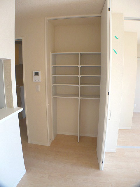 シャーメゾン茜の収納