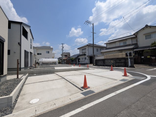 瀬戸市西寺山町第2　全5棟の駐車場