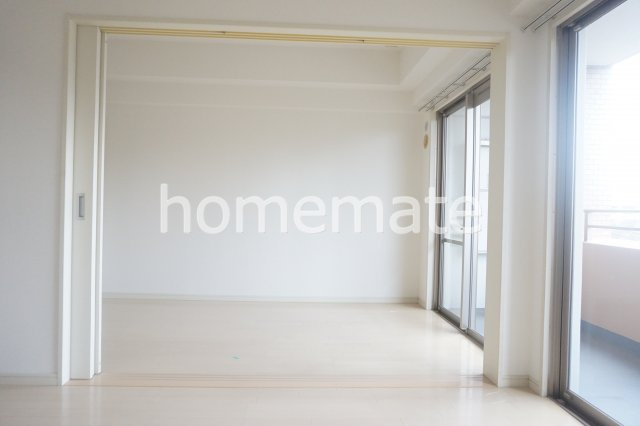 スプランドゥール新屋敷の内装