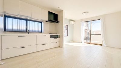 【居間・リビング】 | 座間市座間1丁目 中古戸建 全1棟