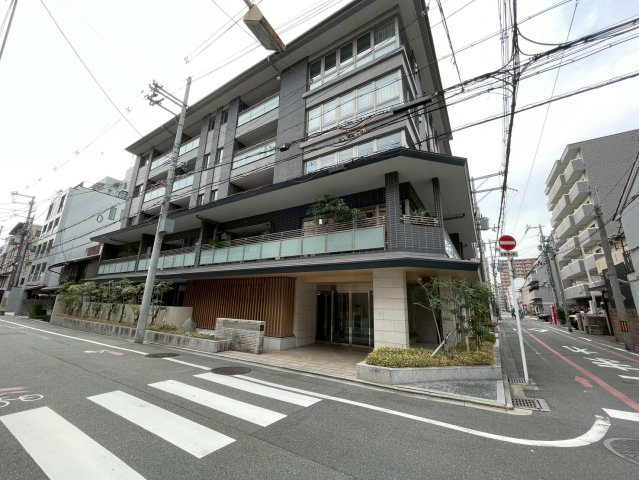 「烏丸御池」駅まで徒歩８分◆ペット飼育可能◆ロジュマン京都六角通の外観|外観