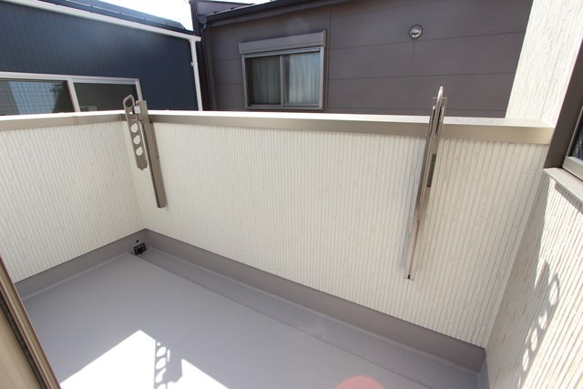 入場２－１７０４コダテックスⅣＡのバルコニー