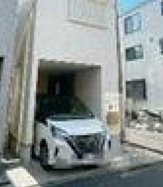 西落合二丁目戸建ての駐車場