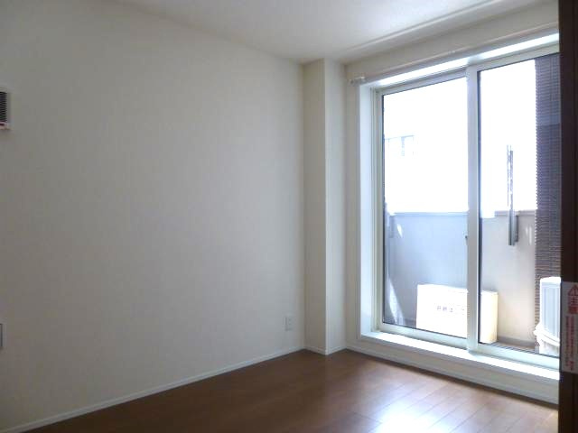 オリザ西新宿の居間・リビング