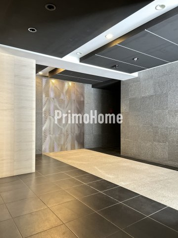 アクサス東京ステーションのエントランス