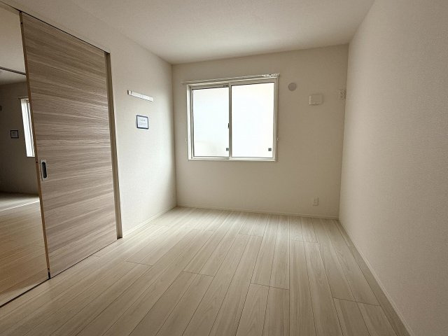 ソリッソ大久保の寝室