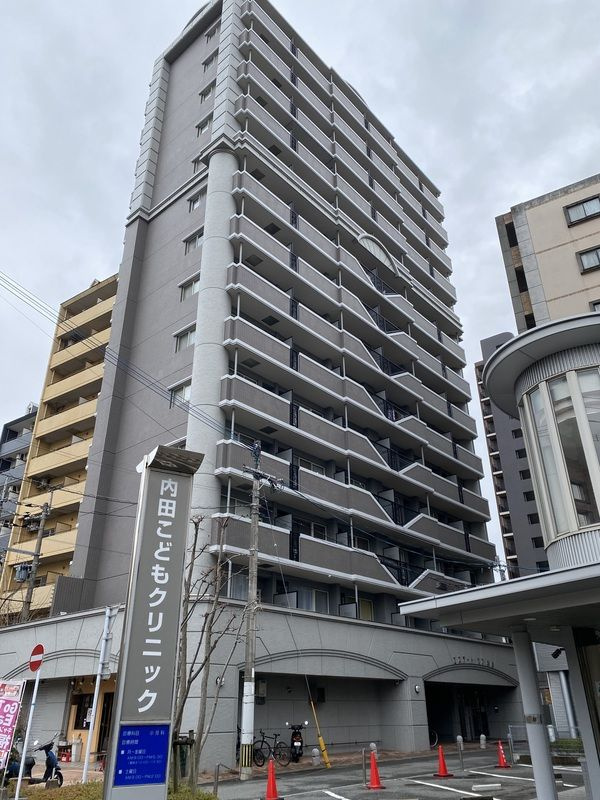 福岡市城南区別府１丁目の賃貸マンションの外観