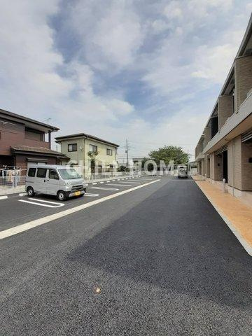 ルミナーレ　Ⅰの駐車場|当社、チルホームのHPもご覧ください(^^)/物件情報多数♪