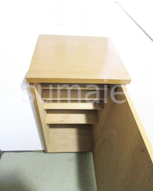 ロイヤルステージ王子神谷の収納|キッチン後ろに収納☆彡