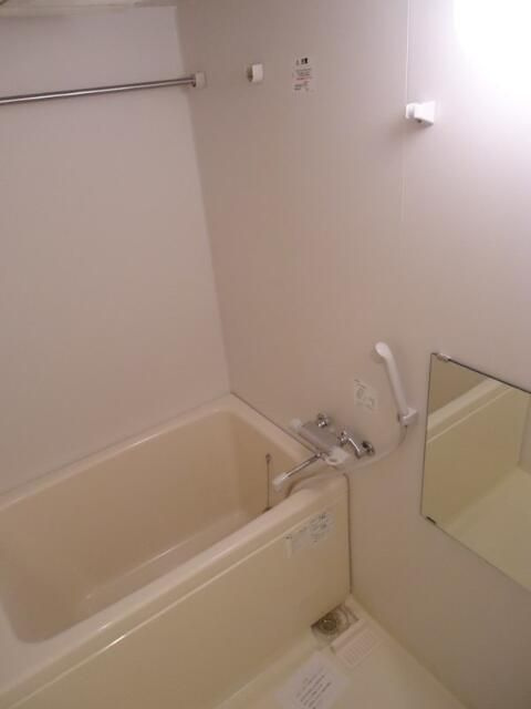 エム　スクエアの浴室