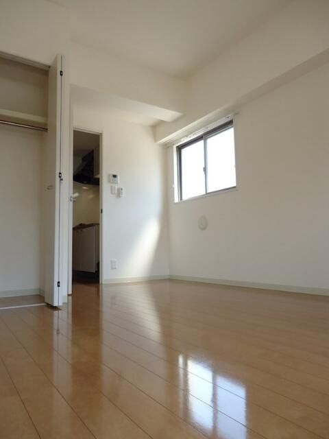 エム　スクエアの寝室