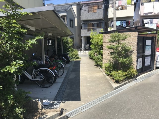 パークサイドヒロツグ　Ａ棟のロビー