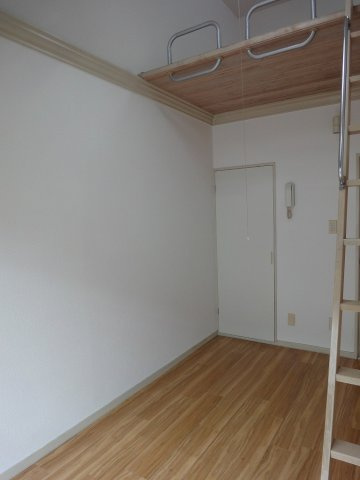 レオパレス千駄木A棟の内装