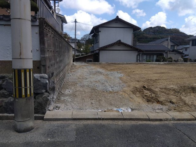 八幡西区光貞台  土地の前面道路含む現地写真