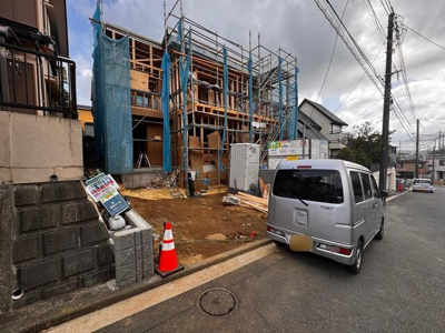 | ここに住むために一生懸命頑張…