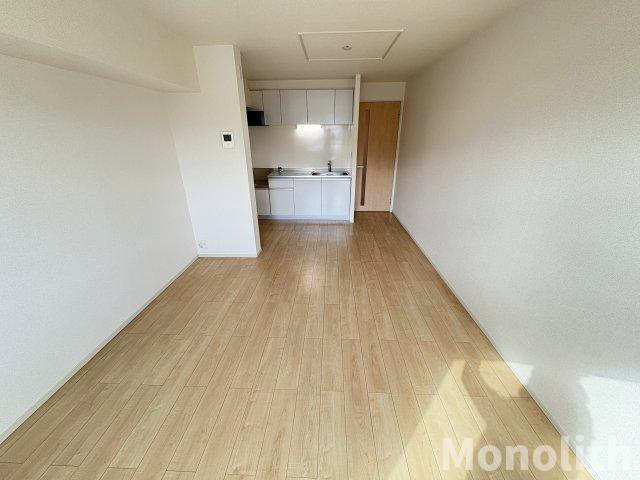 穴師台ハイツの居間・リビング