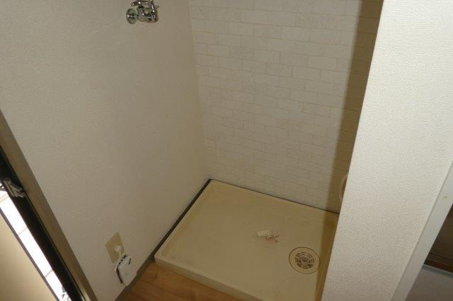 オアーゼのその他|洗濯機置き場