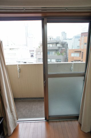 スカイコート代々木のバルコニー