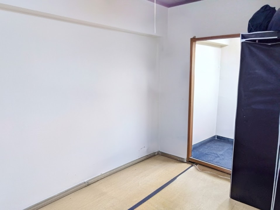 アイリス桃郷　沼津市志下の内装|シンプルな内装で、家具やインテリアのテイストを選ばずコーディネートしやすいお部屋です。自分好みにアレンジしながら、心地よい空間をつくれる一室ですね。