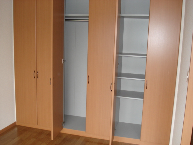 パイン　ヒルズⅠの収納|クローゼット