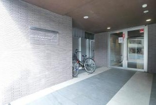 ブライズ亀戸ドゥエのエントランス