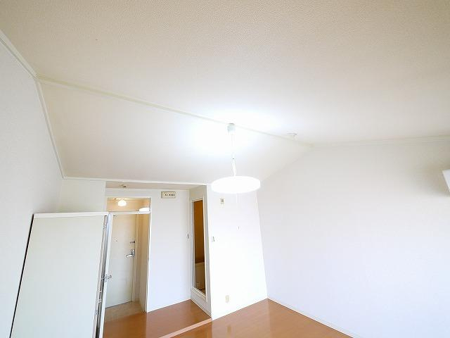 コーポ三和新大宮Ⅰ号館の洋室