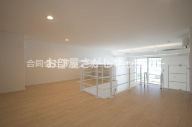 Ｆｉｋａ【おとり物件なし】#学生・社会人にオススメ！初期費用分割払いOK！の居間・リビング