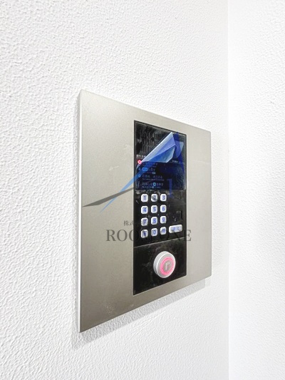 b’CASA Tokyo Eastのセキュリティ|オートロックです。