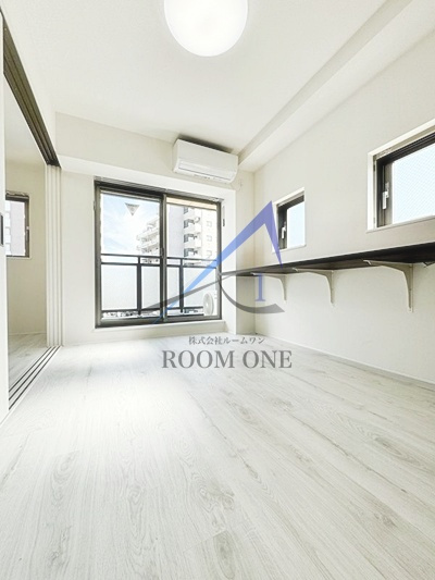 b’CASA Tokyo Eastの居間・リビング|洋室のお部屋です。