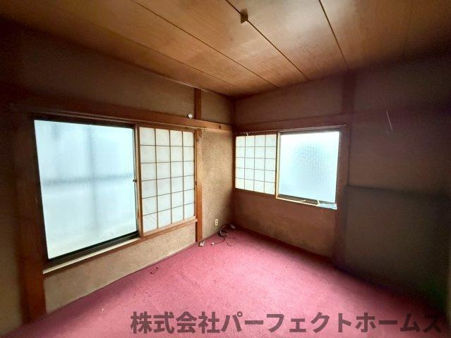 大峰南町戸建の和室|和室ならではの温かな和の空間で寛ぎの時間を過ごせます