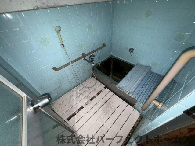大峰南町戸建の浴室|お風呂で日々の疲れを落としましょう