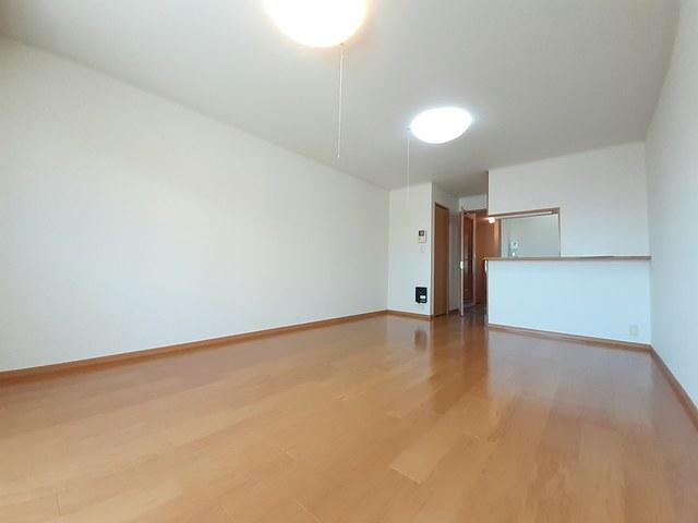 アルモニの居間・リビング