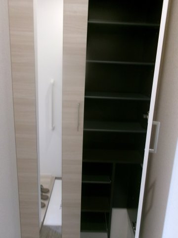 ラメゾン林崎の収納