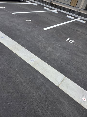 ビオラ古定塚Ａ棟の駐車場