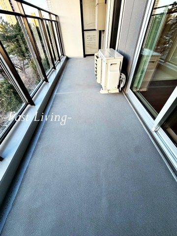 パークコート千代田富士見ザ・タワーのバルコニー