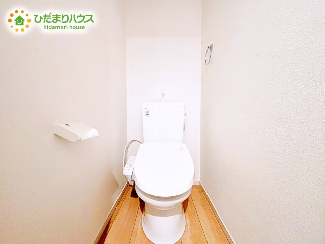 【トイレ】 | 水戸市渡里町1期　新築戸建 | 1・2階にトイレあるため、同時に利用でき混雑を避けられますね