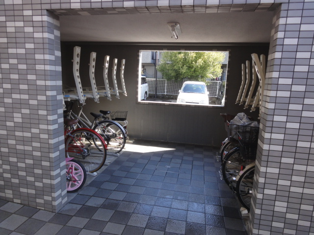 ハビタットセレッソⅢのロビー