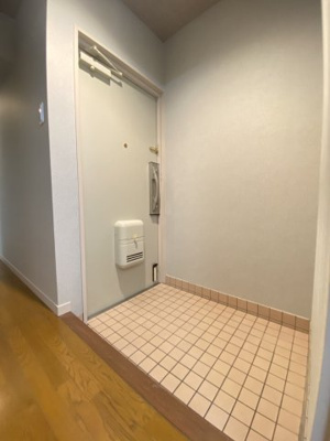 【玄関】 | グランドムール富雄