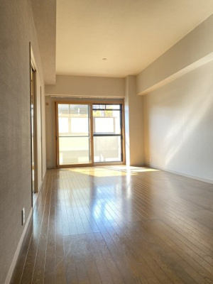 【居間・リビング】 | グランドムール富雄